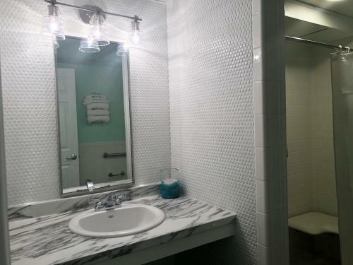 Aqua Beach Hotel
