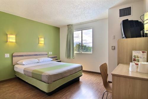 Motel 6 Albuquerque North