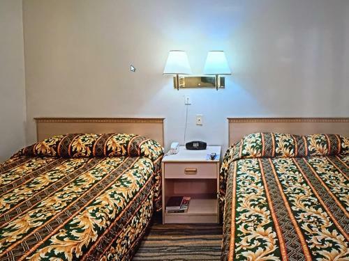 Hostal The Ambassador Inn