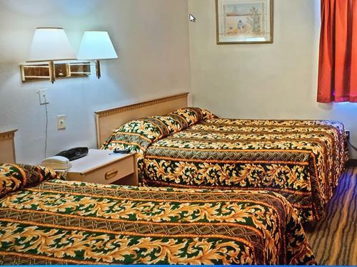 Hostal The Ambassador Inn