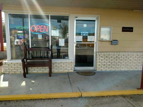 Chaparral Motel