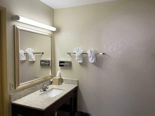 Motel Great Western Inn & Suites