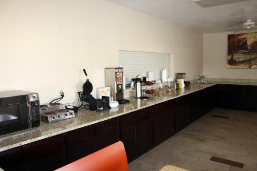 Motel Great Western Inn & Suites