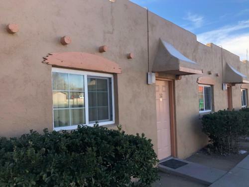 Motel Economy Inn Farmington
