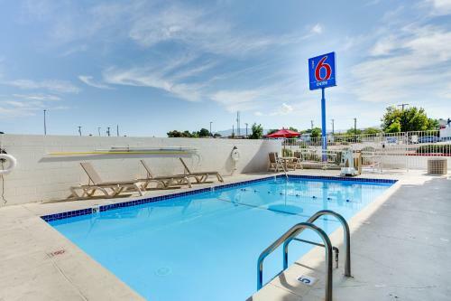 Motel 6 Albuquerque - Carlisle