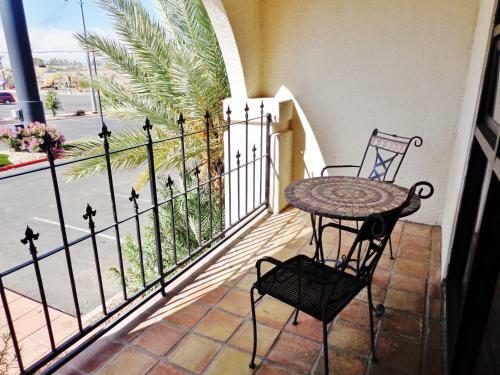Ramada Palms Hotel And Conference Center