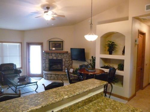 Hotel Ruidoso River Resort & Inn