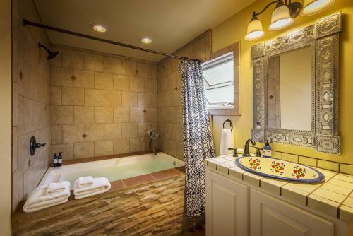 Hotel Sierra Grande Lodge & Spa