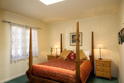 Hacienda Nicholas Bed & Breakfast