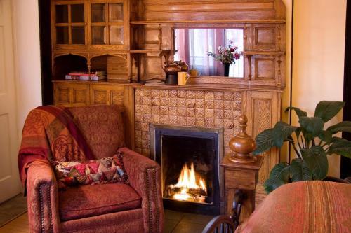 Hacienda Nicholas Bed & Breakfast