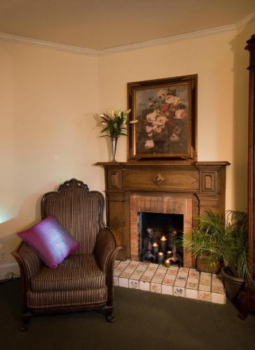 Hacienda Nicholas Bed & Breakfast