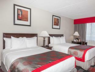 Albany Ramada Plaza Hotel