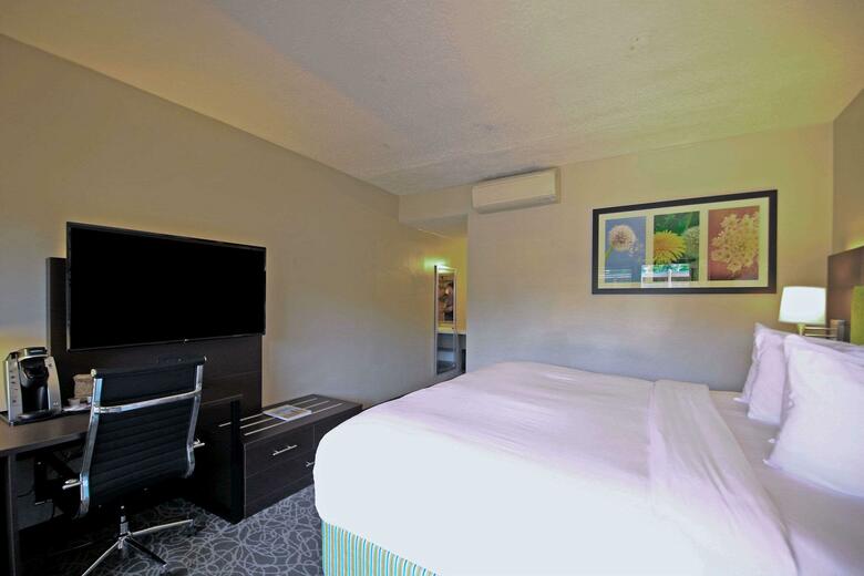 Hotel Garrett's Desert Inn