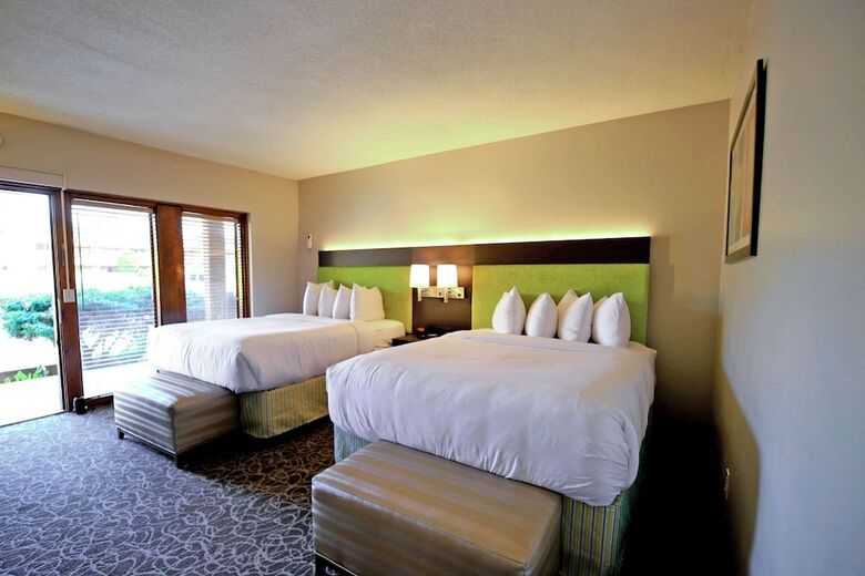 Hotel Garrett's Desert Inn