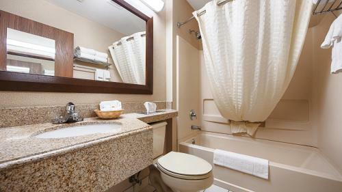 Hotel Best Western Crown Inn & Suites - Batavia