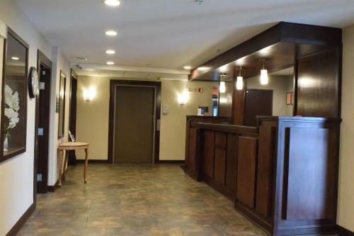 Hotel Best Western Crown Inn & Suites - Batavia