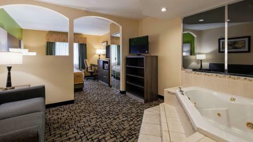 Hotel Best Western Crown Inn & Suites - Batavia