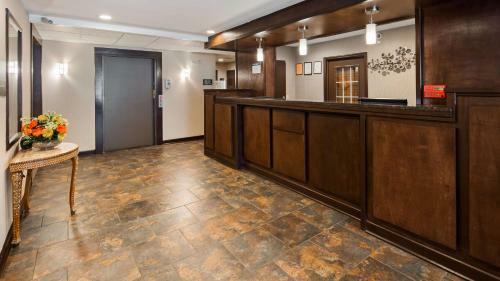 Hotel Best Western Crown Inn & Suites - Batavia