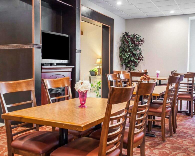 Hotel Quality Inn Buffalo Airport