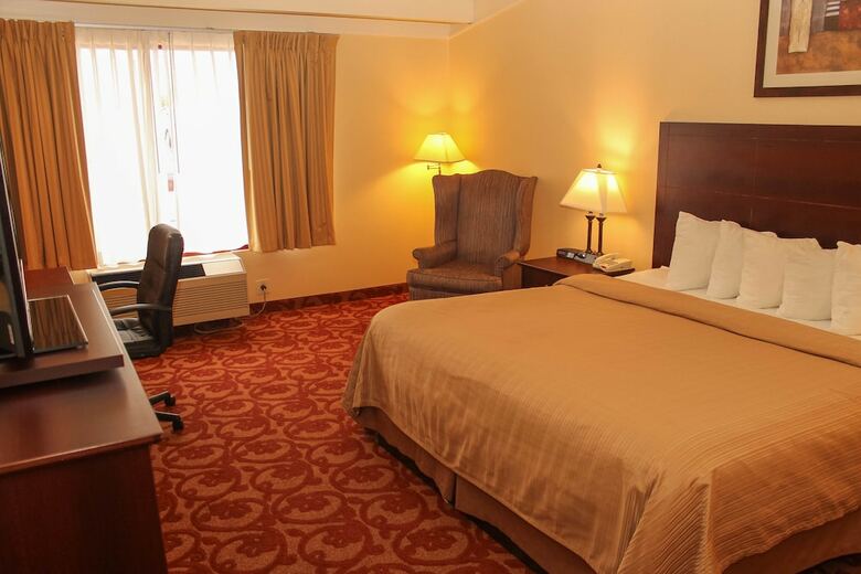 Hotel Quality Inn Buffalo Airport