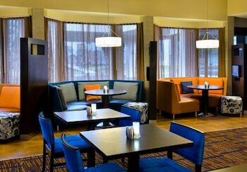Hotel Courtyard Syracuse Carrier Circle