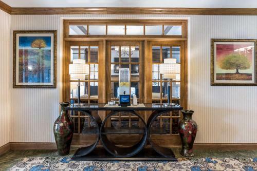 Holiday Inn Express Hotel & Suites Findley Lake