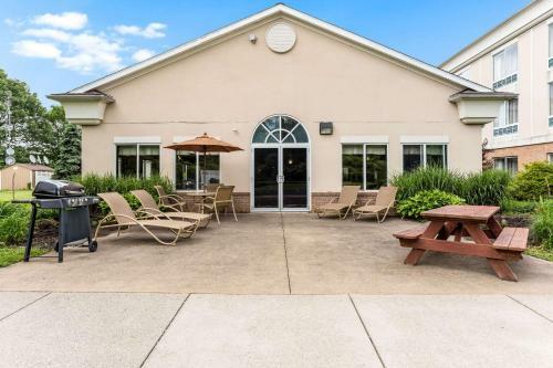Holiday Inn Express Hotel & Suites Findley Lake
