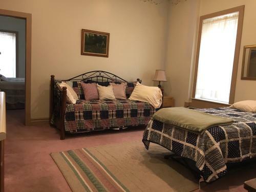 Bed & Breakfast Oak Valley Inn And Suites