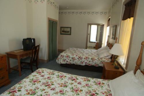 Bed & Breakfast Oak Valley Inn And Suites