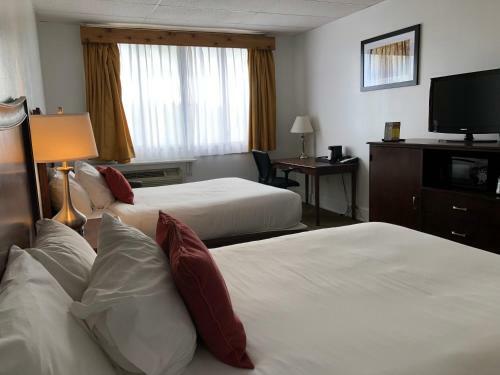 Lake Placid Summit Hotel