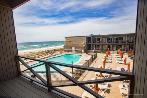 Hotel Royal Atlantic Beach Resort