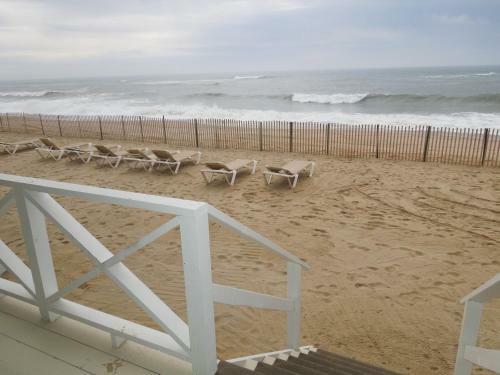 Hotel Royal Atlantic Beach Resort