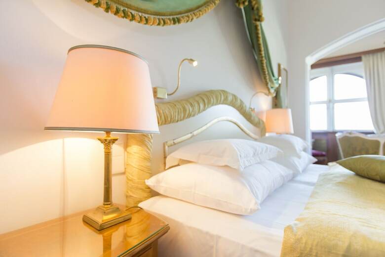 Hotel Schloss Monchstein
