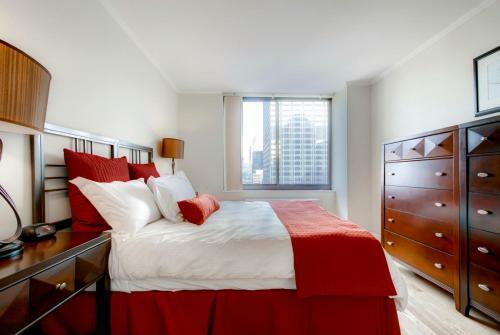 Luxury Apartments A Short Walk From Times Square