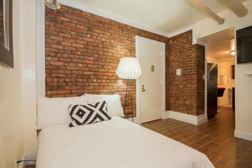 Luxurious Three Bedroom Apartment