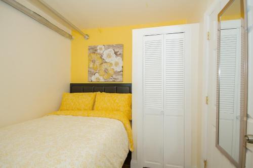 Luxurious Three Bedroom Apartment
