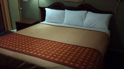 Happy Journey Motel