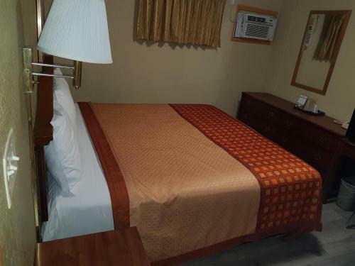 Happy Journey Motel