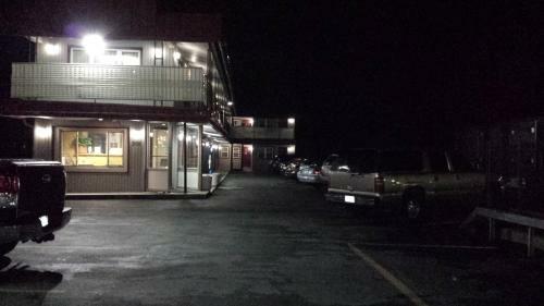Happy Journey Motel