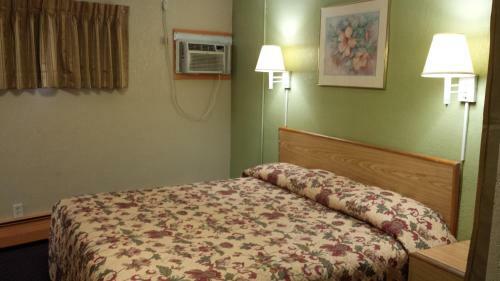 Happy Journey Motel