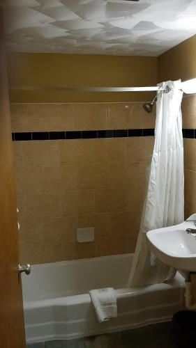 Motel Scottish Inn Utica