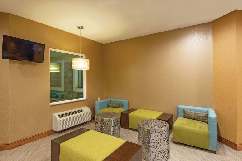 Hotel La Quinta Inn Buffalo Airport