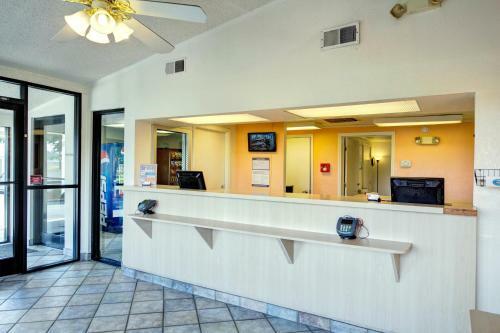 Motel Knights Inn Burlington Nc