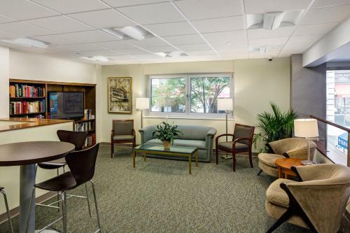 Posada Seafarers International House