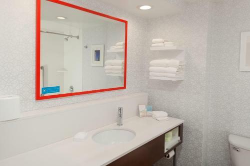 Hotel Hampton Inn & Suites Charlotte Motor Speedway Boulevard-concord