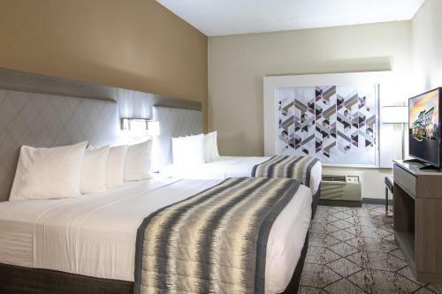 Hotel Wingate By Wyndham Concord Mills