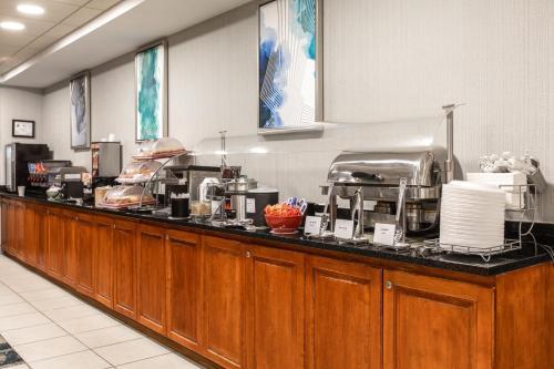 Hotel Wingate By Wyndham Concord Mills