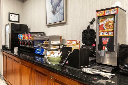 Hotel Wingate By Wyndham Concord Mills