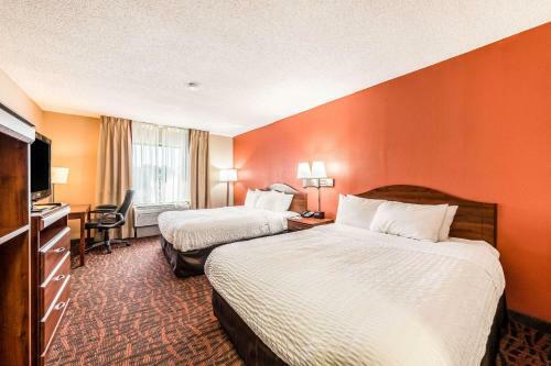 Hotel Clarion Inn Cornelius
