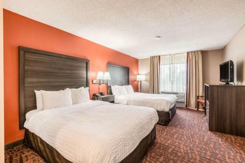 Hotel Clarion Inn Cornelius